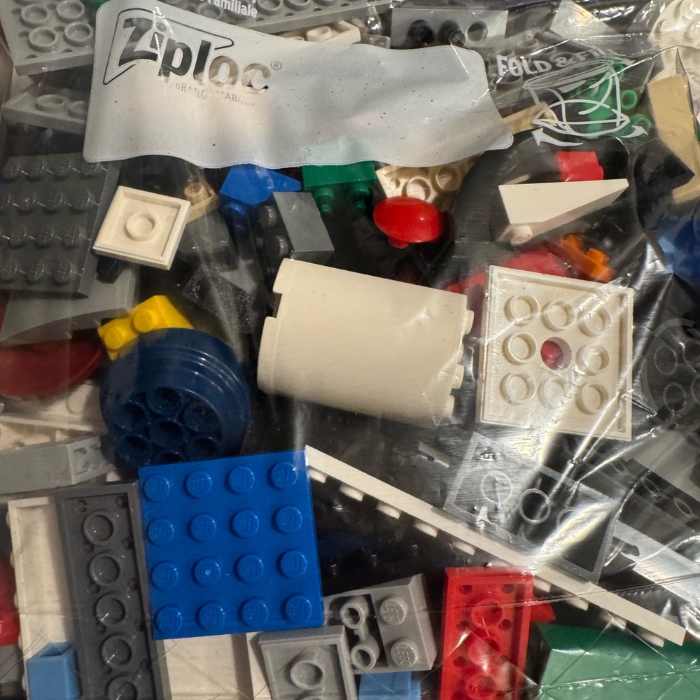 Lego Building Blocks bundle - Picture 3 of 3